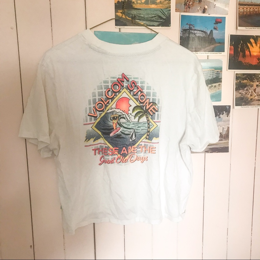 Valcom Cropped graphic Tshirt